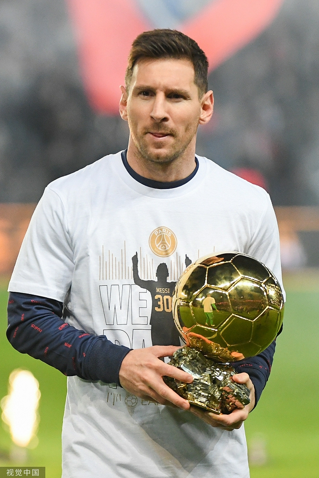 三分一箭穿心，全场沸腾（一记三分穿网，全场瞬间引爆）