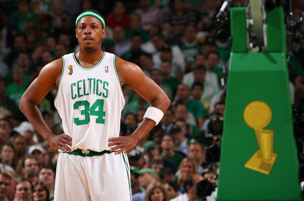 云南玉昆野心不小，一口气连续敲定两位巴西新外援，中超争冠新搅局者浮现（云南玉昆连签两名巴西外援，争冠野心尽显，中超新搅局者崛起）