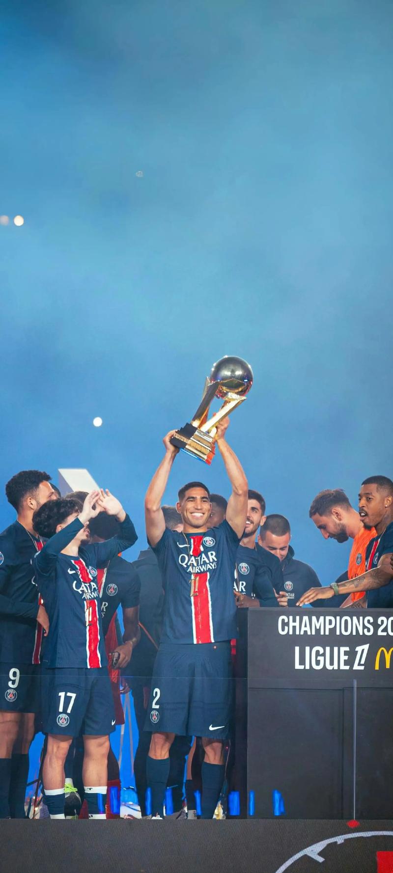 西甲半场：格德斯建功，久保建英失良机，皇家社会1-0赫罗纳（西甲上半场战报：格德斯破门，久保建英失机，皇家社会暂以1-0领先赫罗纳）