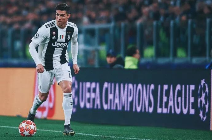 北京95-99山东遭1喜3忧！奥莫特范子铭纯废，曾凡博仍未出选择！（北京95-99不敌山东：一喜三忧，奥莫特与范子铭状态低迷，曾凡博仍未作出选择）