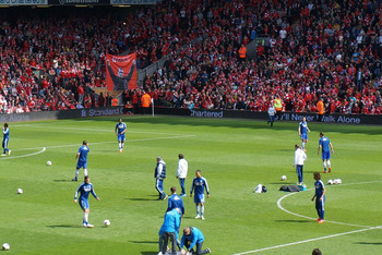 德天空：除拜仁外所有德甲俱乐部均有意波鸿19岁中场伦茨（德天空：拜仁成例外，德甲其余俱乐部均看中波鸿19岁中场伦茨）