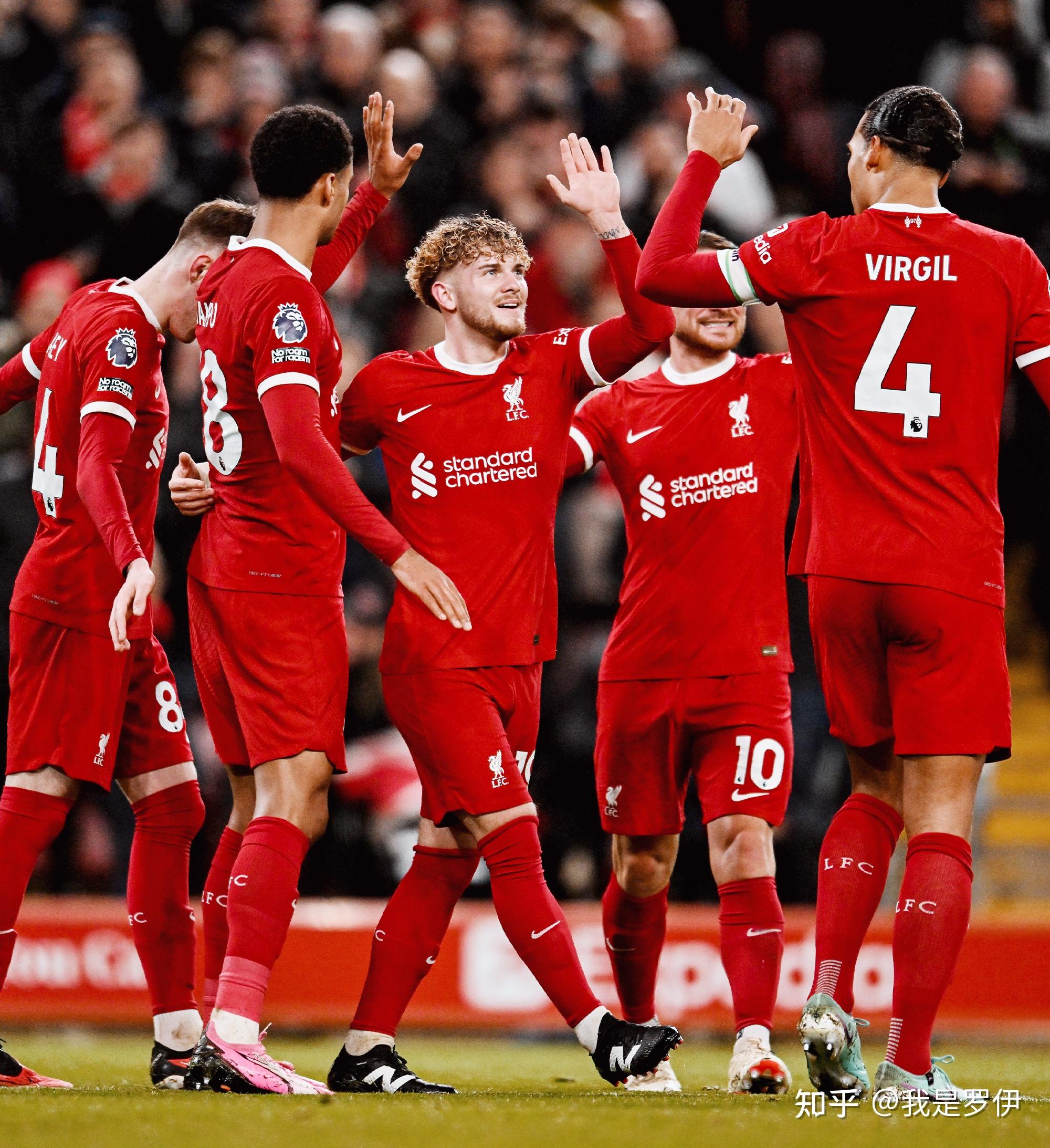 就要和你贴贴！曼联利物浦相爱相杀 积分死缠焦孟不离（曼联利物浦爱恨交织，积分缠斗难解难分）