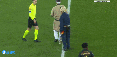 子弹官方：利伯蒂生病缺席今日对阵36人，德弗斯代替其出战