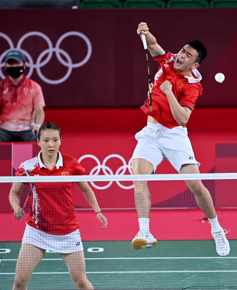 班牙球员跻 班牙球员跻